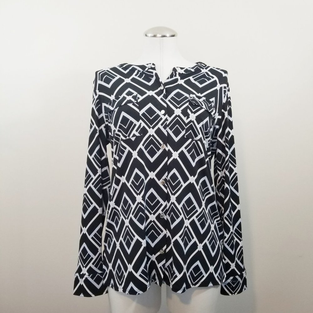 DANA BUCHMAN Button Down Geometric Design Top